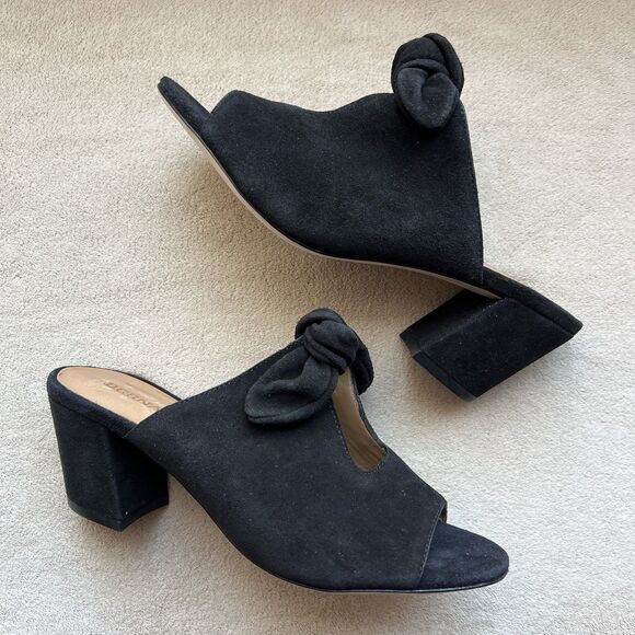 Bernardo Vamp Black Suede Block Heel Sandal Women 7 Open Toe Bow Minimalist - Picture 1 of 15